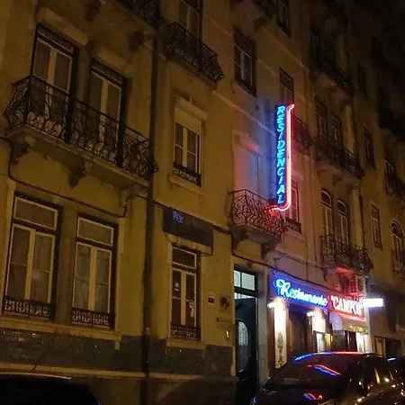 بيت ضيافة Residencial Marisela 2*