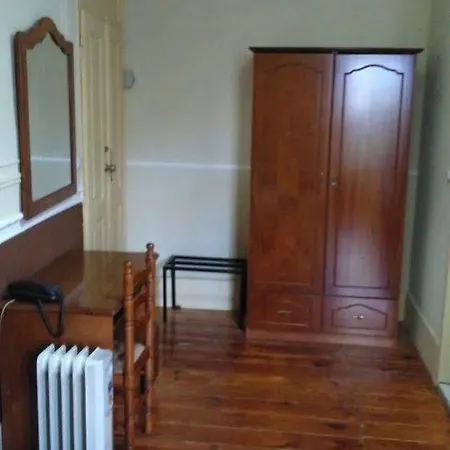 招待所 Residencial Marisela 2*