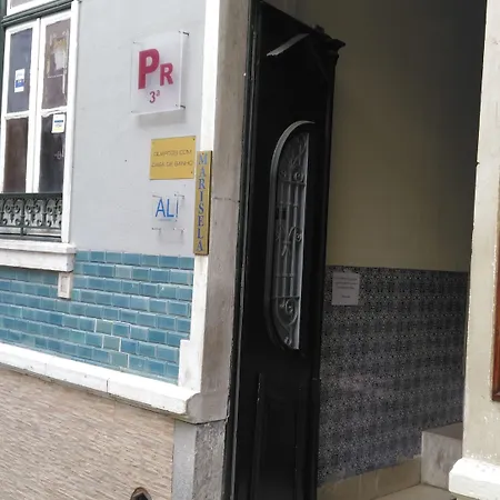 Residencial Marisela Гостевой дом Лиссабон